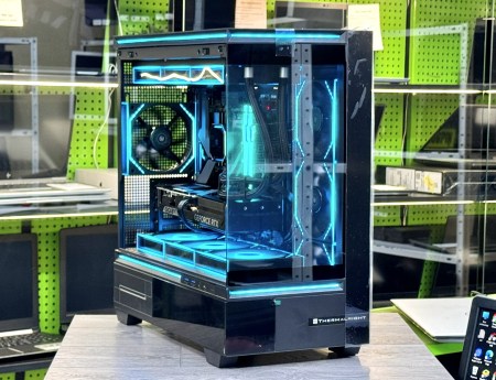 AMD Ryzen 7 7800X3D